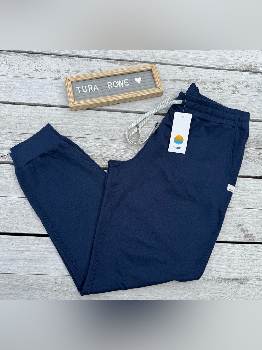 Vuori Performance Jogger Long Blue Coast Heather Women’s Medium NWT tall